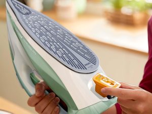 اتو بخار فیلیپس مدل DST7012