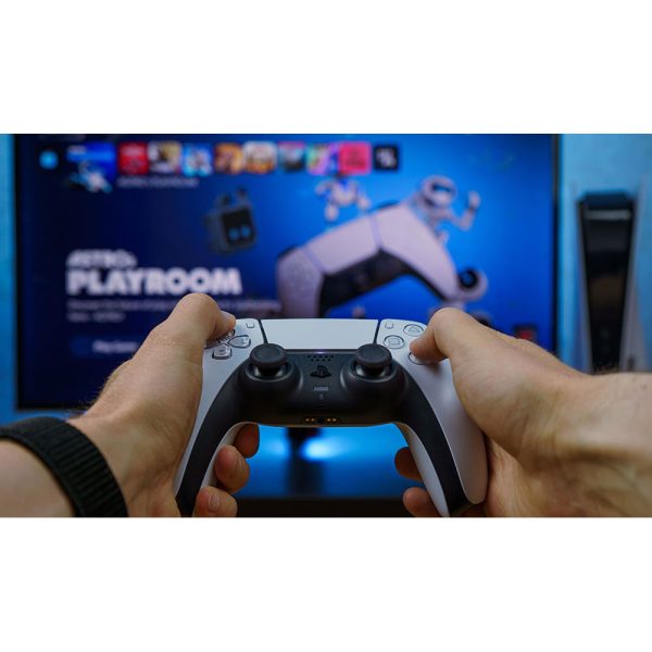 کنسول بازی سونی مدل PlayStation 5 Slim Digital Edition ظرفیت 1 ترابایت ریجن 2016B اروپا به همراه دسته اضافی و پایه شارژر